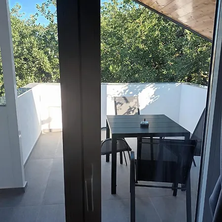 Mrkic Biograd Na Moru