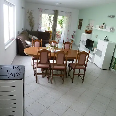 Mrkic Apartment *