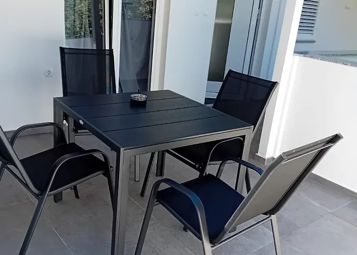 Mrkic 아파트 비오그라드나모루