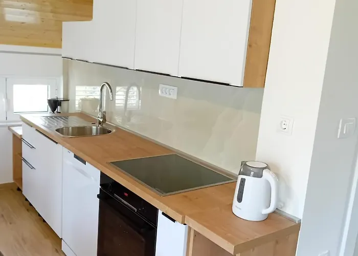 Mrkic * 비오그라드나모루