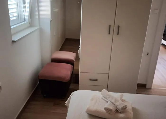 Mrkic 아파트 비오그라드나모루