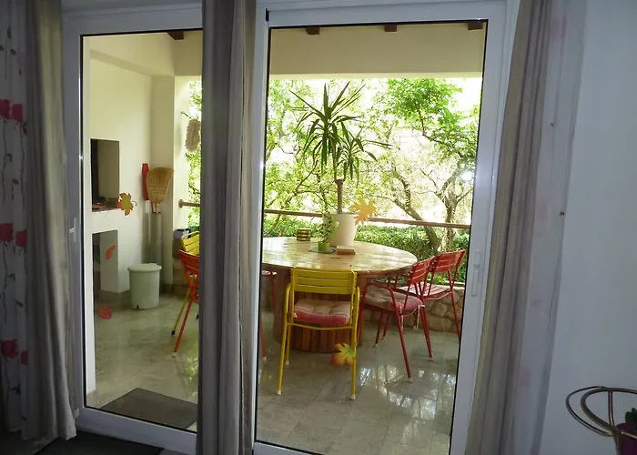 아파트 Mrkic 비오그라드나모루