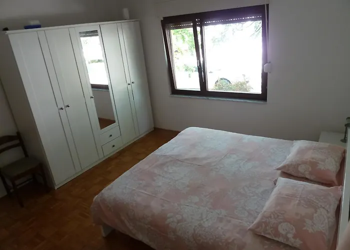 Mrkic 비오그라드나모루