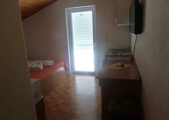 Mrkic 비오그라드나모루